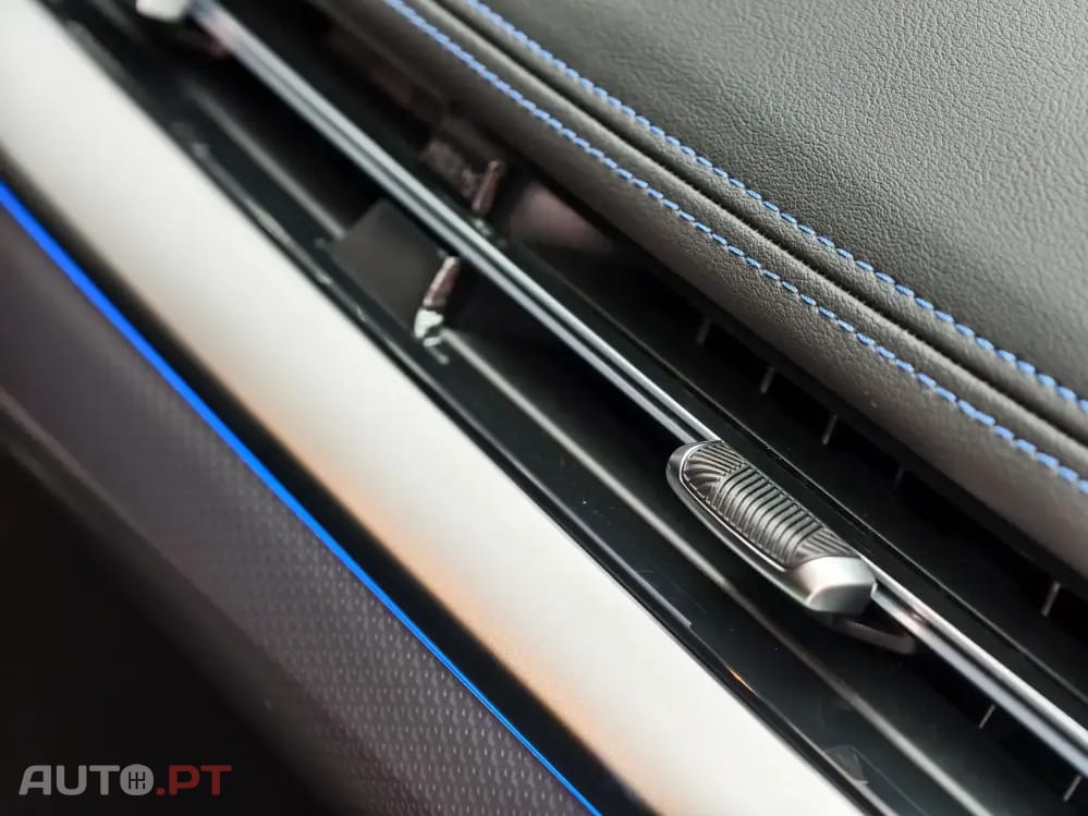 BMW iX1 xDrive30 Pack Desportivo M