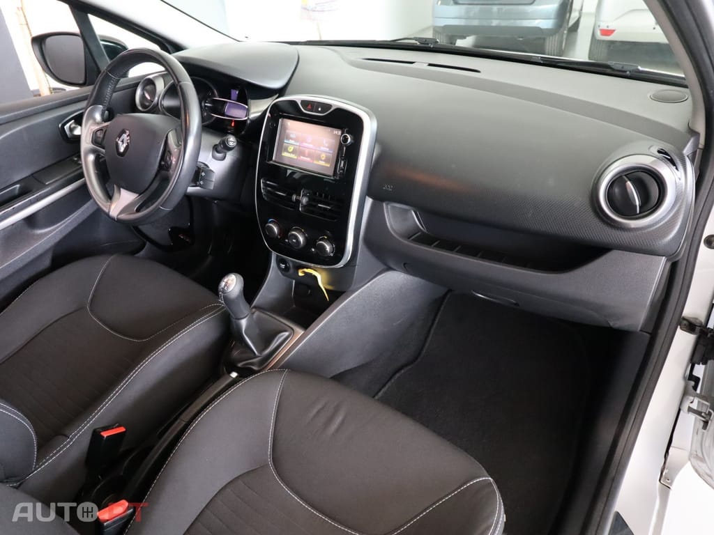 Renault Clio Sport Tourer 0.9 TCe Limited