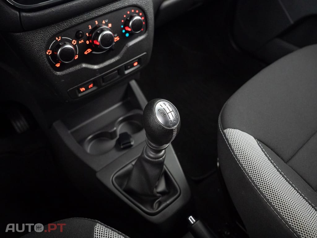 Dacia Lodgy 1.5 Blue dCi Stepway 7L