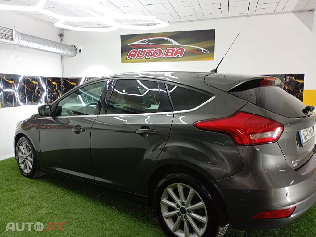 Ford Focus 1.0 SCTi ST-Line