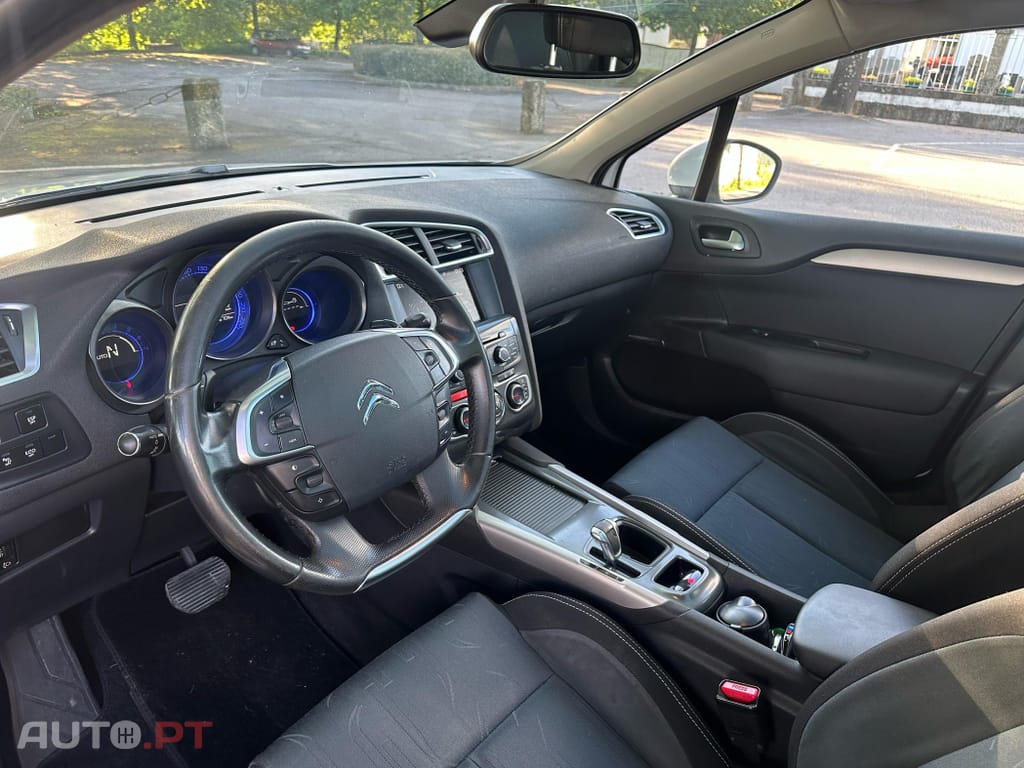 Citroen C4 1.6 e-HDi Exclusive J17 CMP6