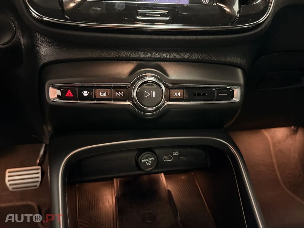 Volvo XC40 P8 AWD Recharge RDesign