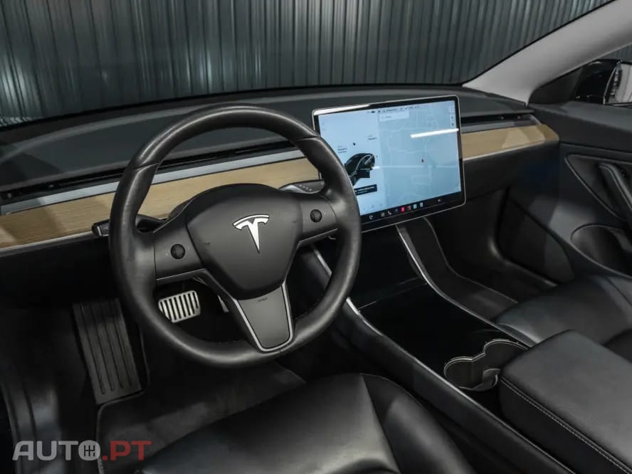 Tesla Model 3 Long-Range Dual Motor AWD
