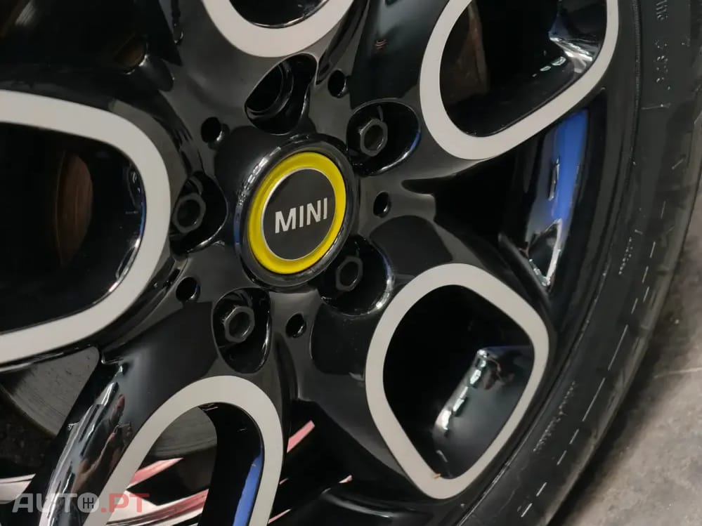MINI Cooper Cooper SE