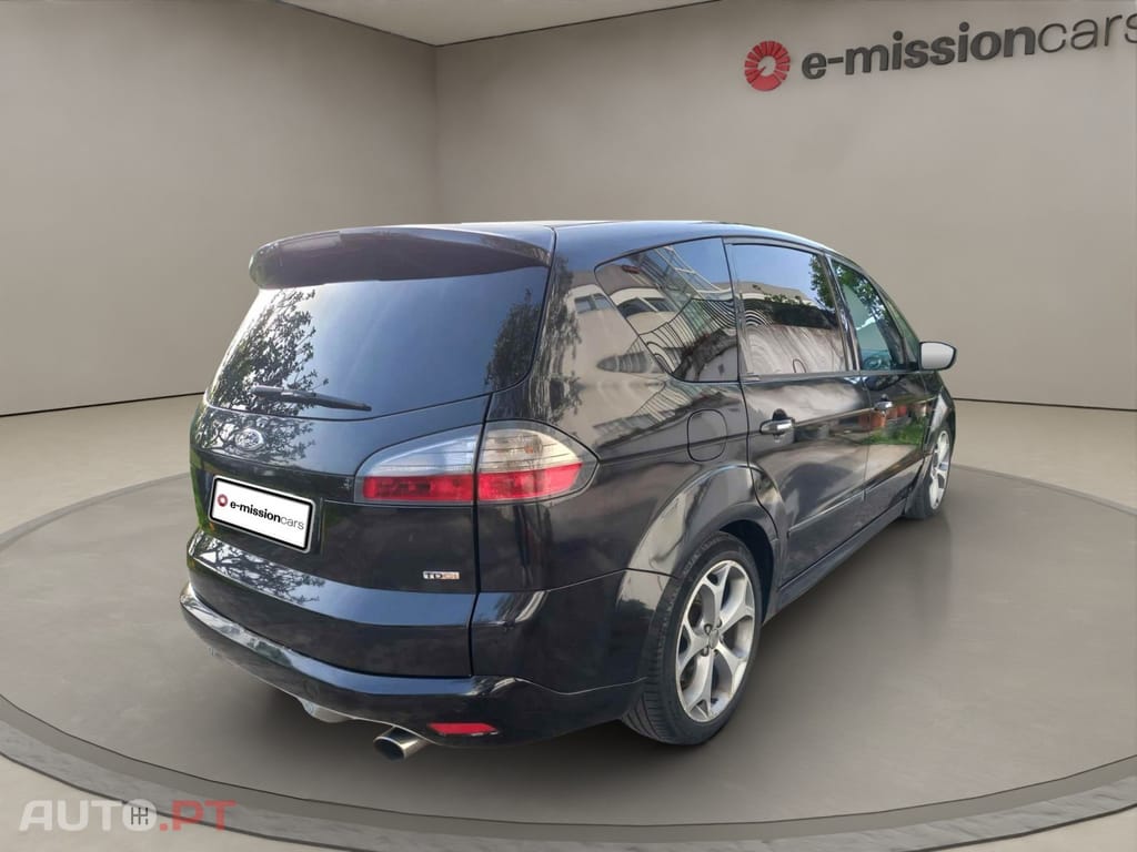 Ford S-Max 2.2 TDCi Titanium 7L