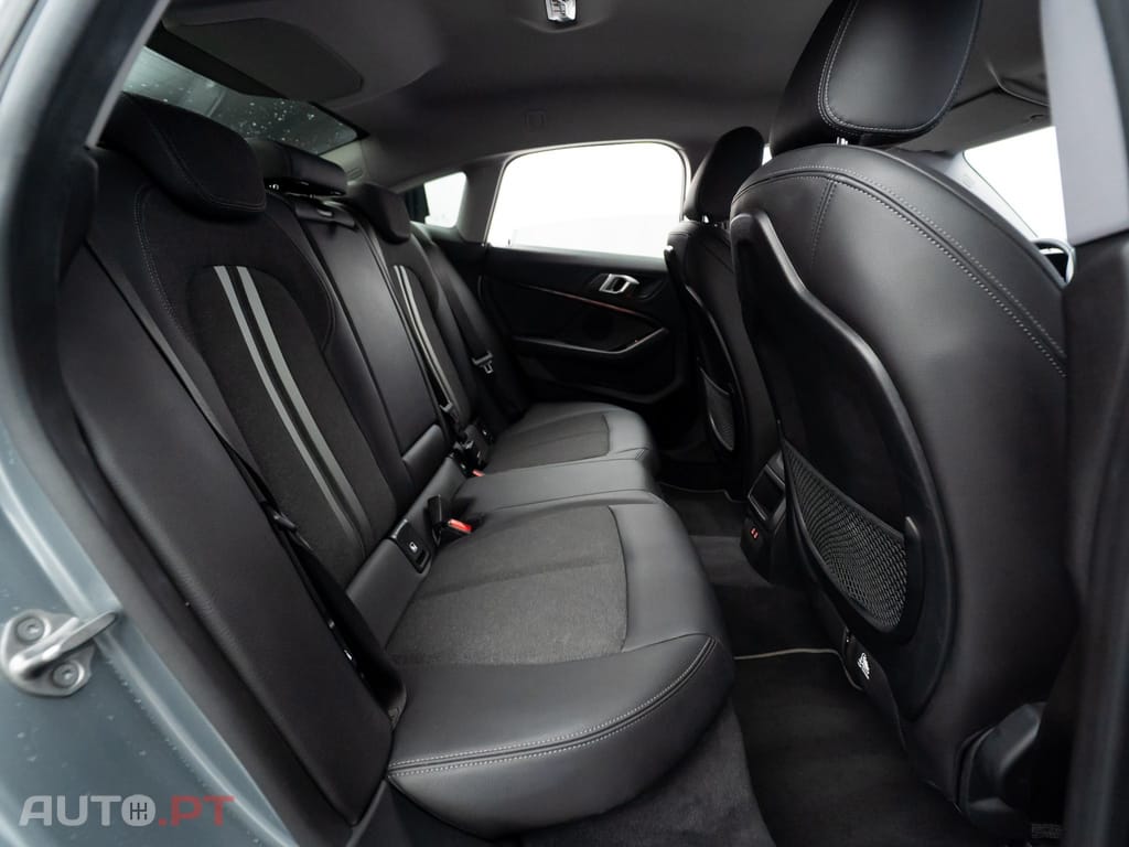 BMW 216 d Line Sport