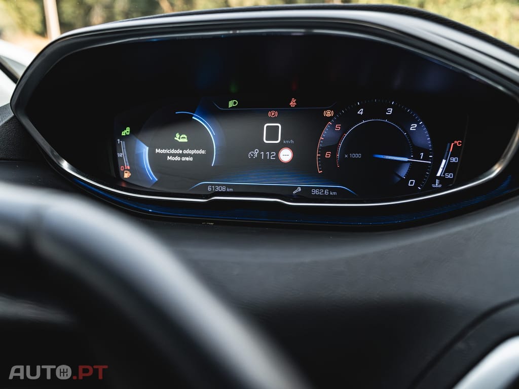 Peugeot 3008 1.5 BlueHDi Crossway