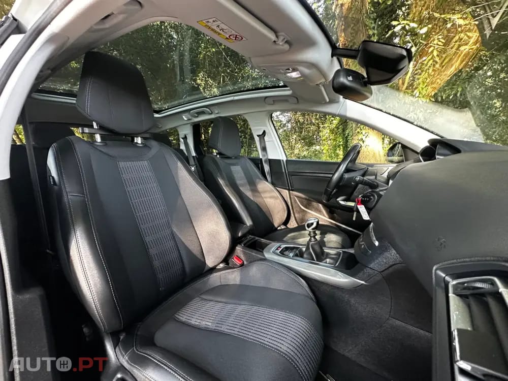 Peugeot 308 1.5 BlueHDi Allure