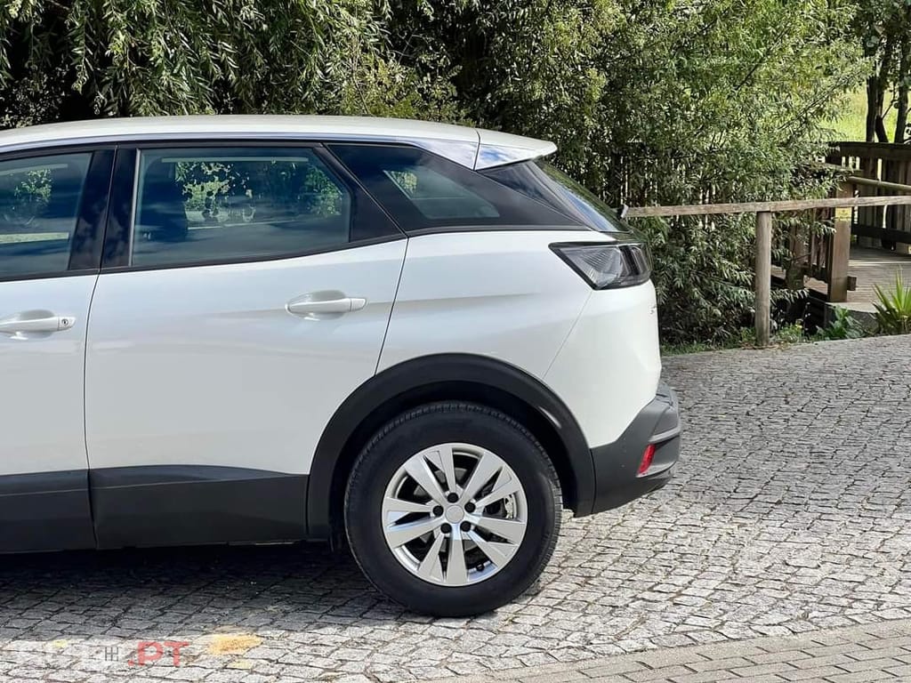 Peugeot 3008 1.5 BlueHDi Allure EAT8