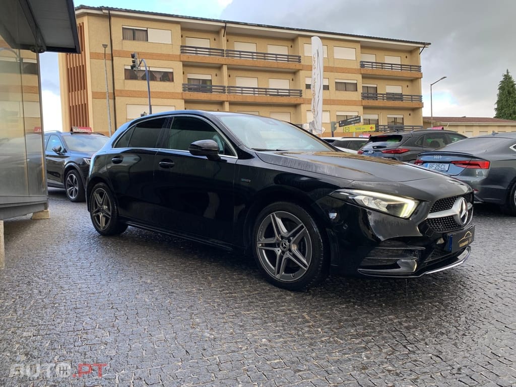 Mercedes-Benz A 250 e AMG Line