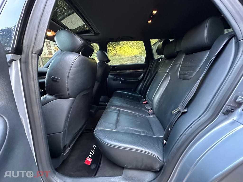 Audi RS4 2.7 V6 quattro