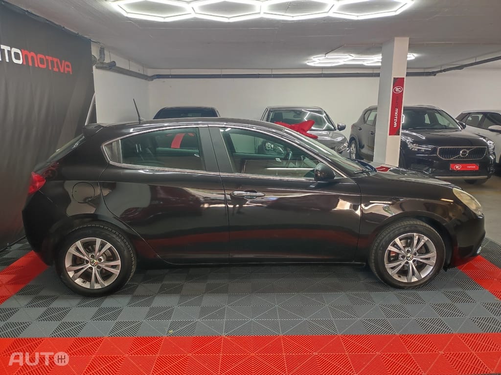 Alfa Romeo Giulietta 1.6 JTDm Exclusive