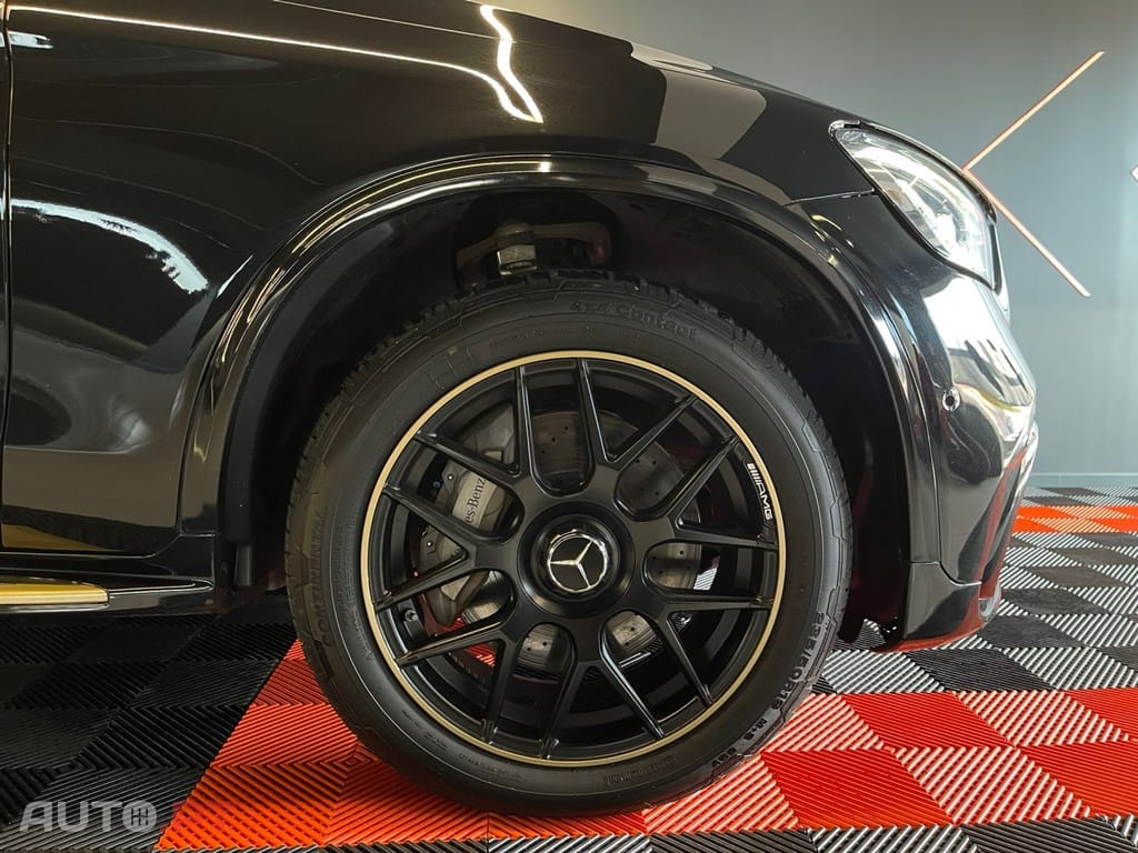 Mercedes-Benz GLC 300 de 4Matic 9G-TRONIC AMG Line