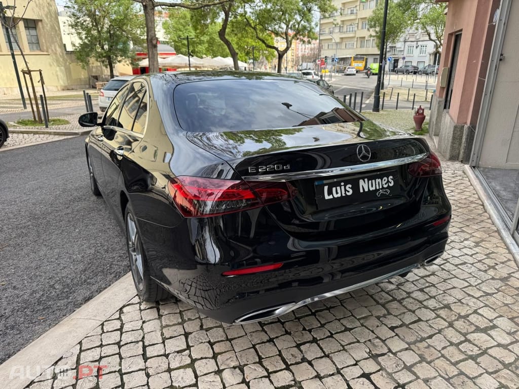 Mercedes-Benz E 220 d AMG Line