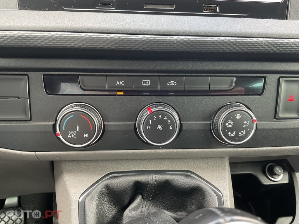 Volkswagen Transporter Transport 2.0 TDi BM CD L.Extra AC
