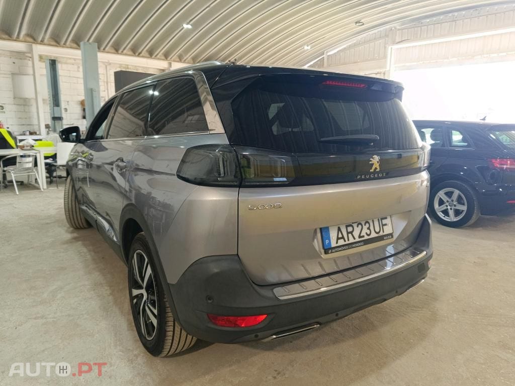 Peugeot 5008 1.5 BlueHDi GT EAT8