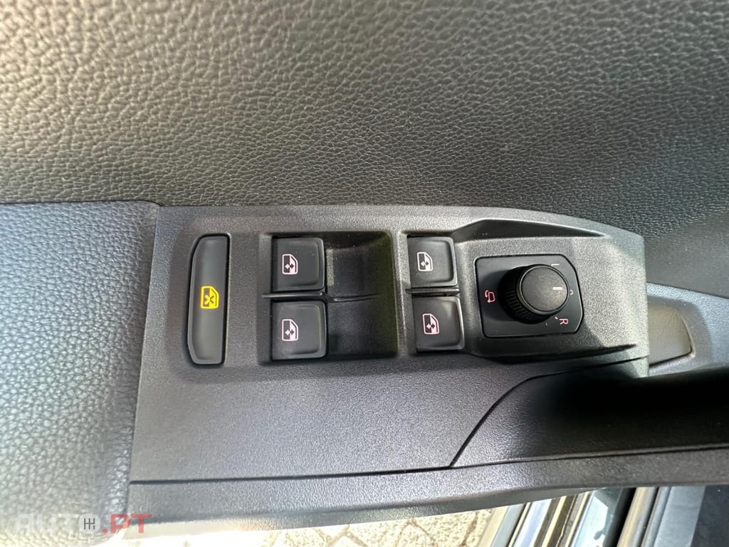 SEAT Arona TSi Move! — fotografia 19
