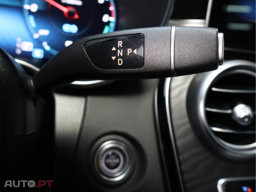 Mercedes-Benz C 300 de Avantgarde