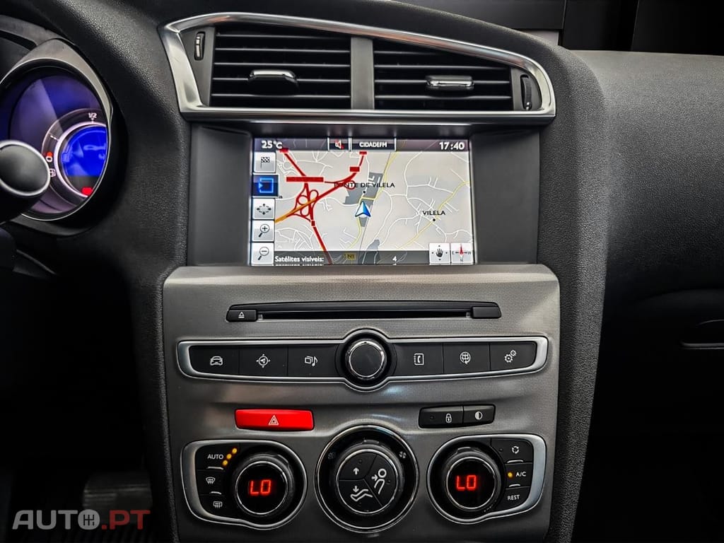 Citroen C4 1.2 e-THP Shine