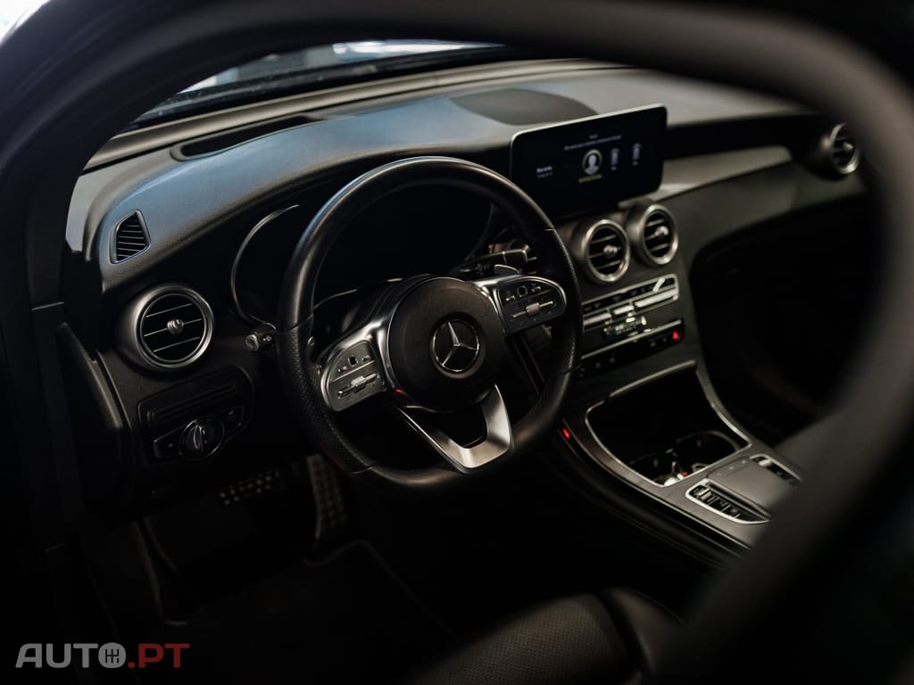 Mercedes-Benz GLC 300 de 4Matic 9G-TRONIC