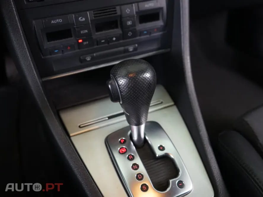 Audi A4 Avant 2.0 TDI S-line Multitronic