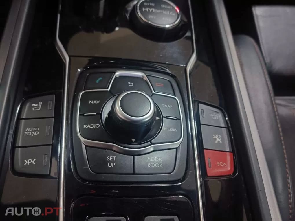 Peugeot 508 RXH 2.0 HDi Hybrid4 2-Tronic 104g