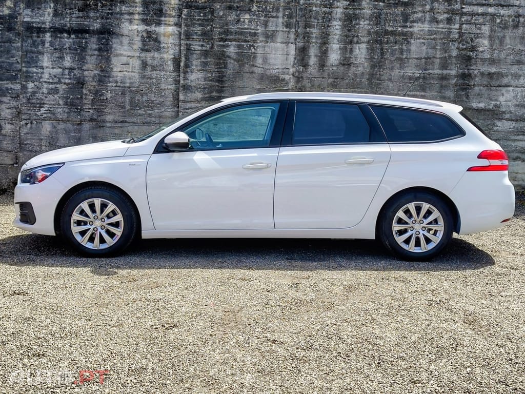Peugeot 308 SW 1.2 PureTech Style