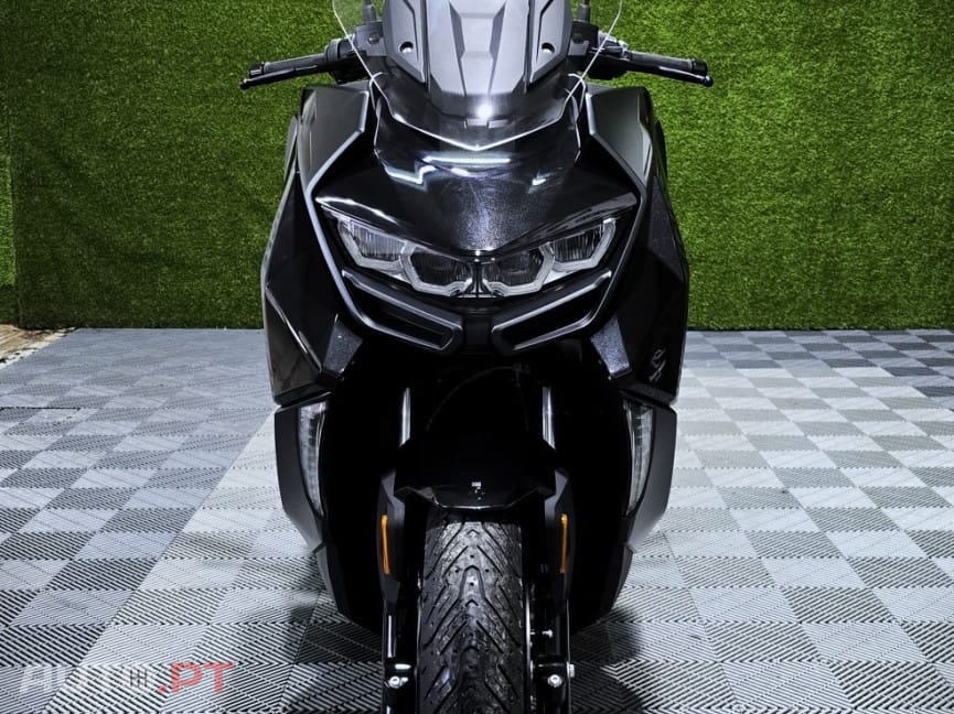 BMW C 400 GT Triple Black