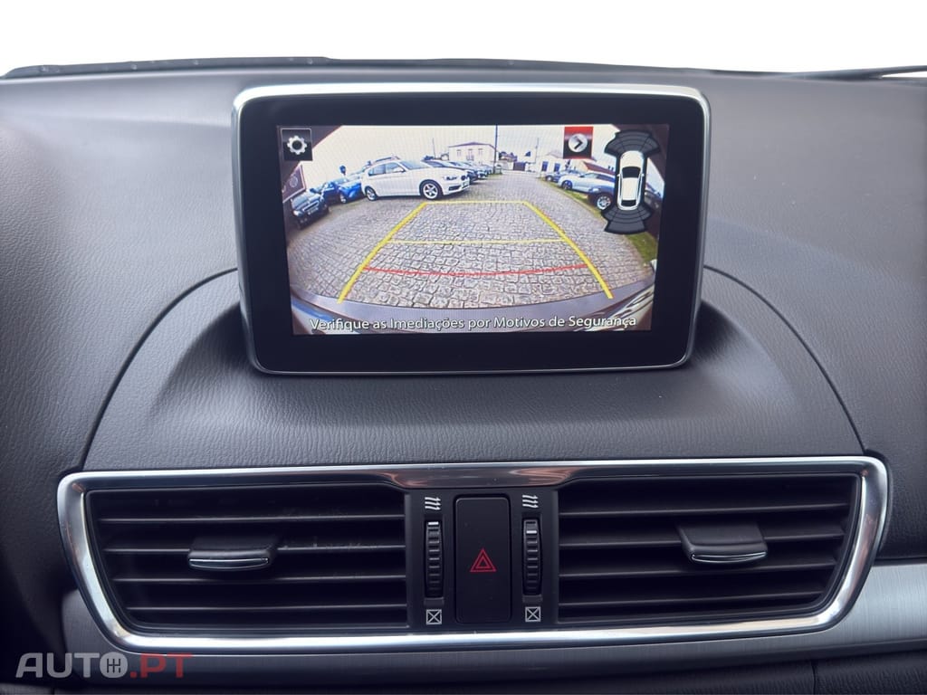 Mazda 3 1.5 Sky-D Excellence Pack HT Navi