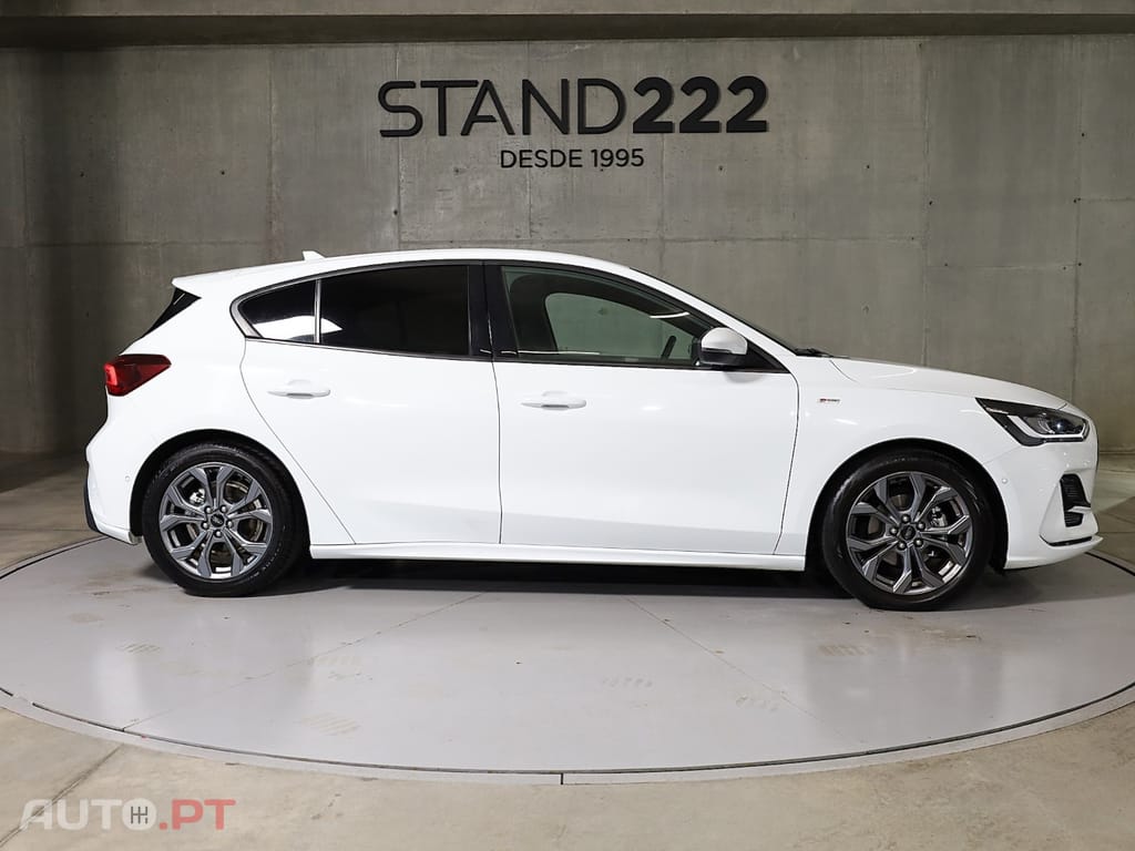 Ford Focus 1.0 Eco Boost MHEV ST-Line