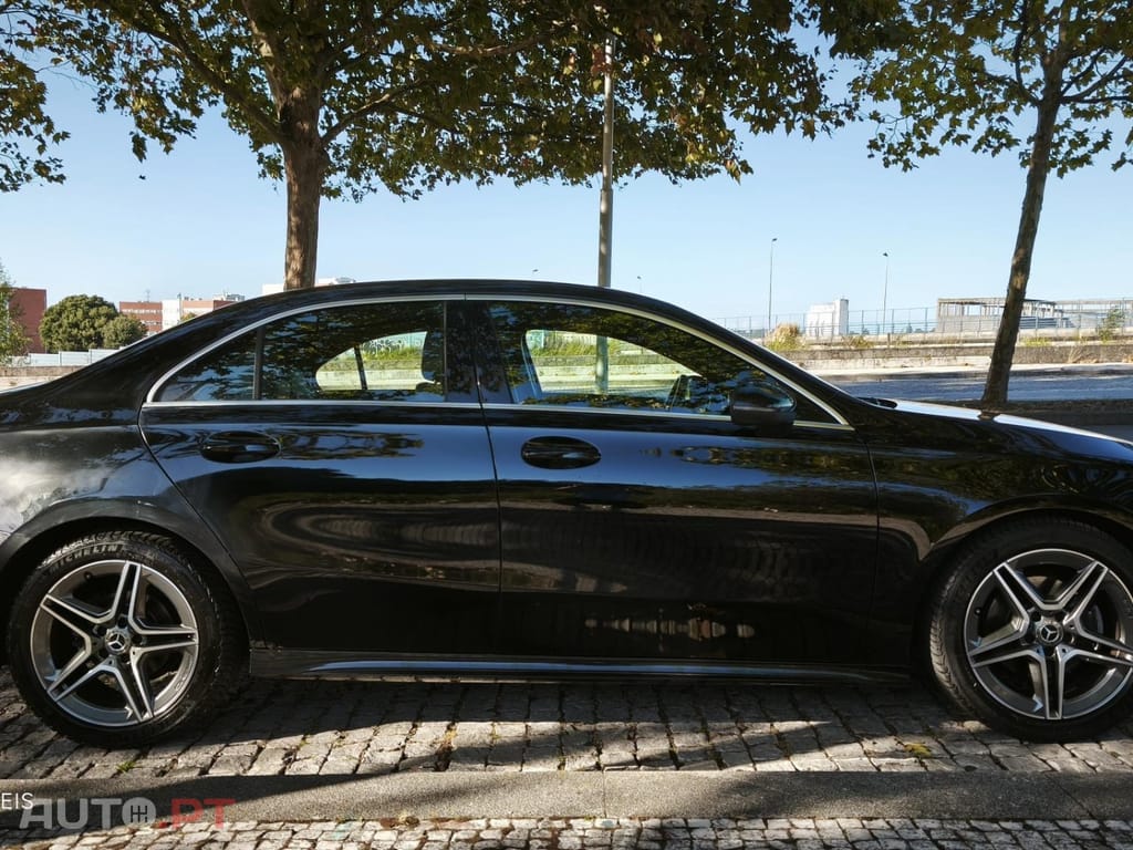 Mercedes-Benz A 180 d 7G-DCT AMG Line