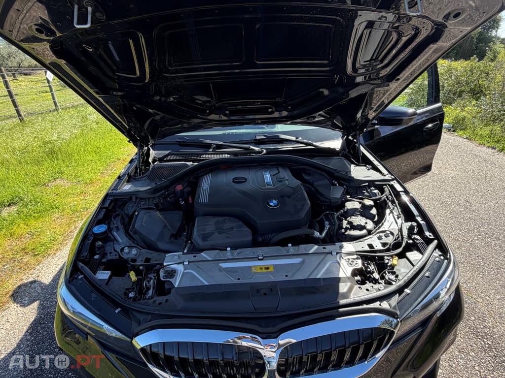 BMW 320 320e Touring Pack M