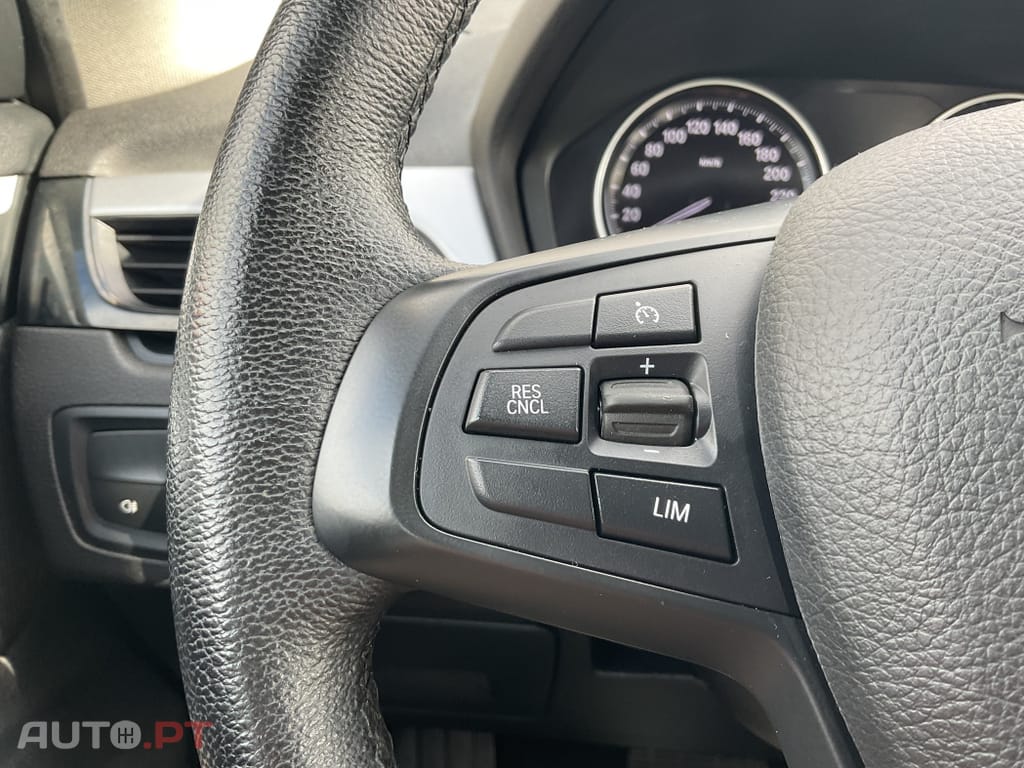 BMW X1 16 d sDrive Auto