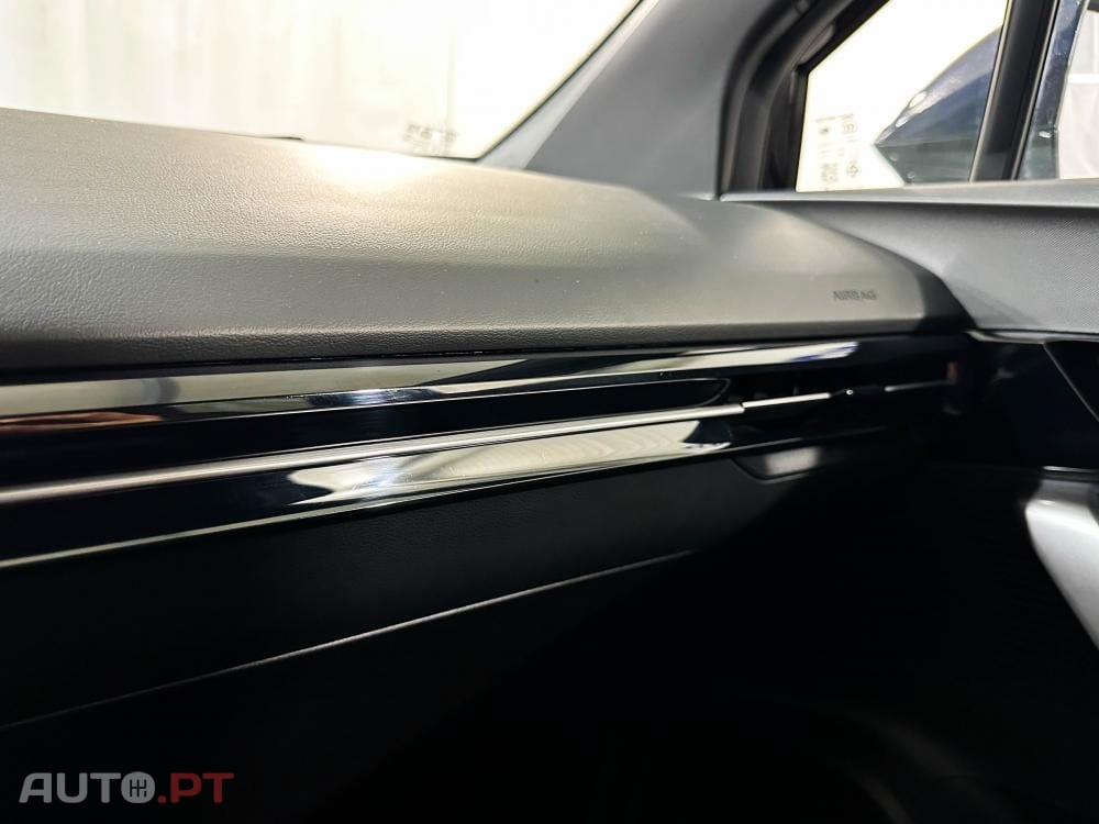 MG MG4 64 kWh XPower Luxury