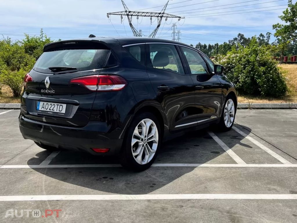 Renault Scénic 1.5 dCi Bose Edition EDC SS