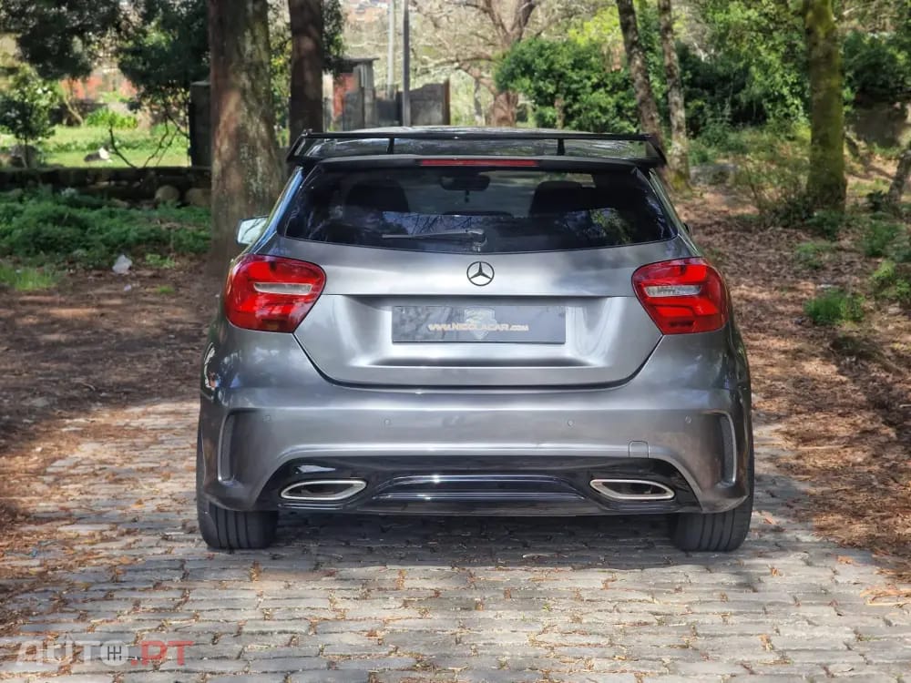 Mercedes-Benz A 180 d AMG Line