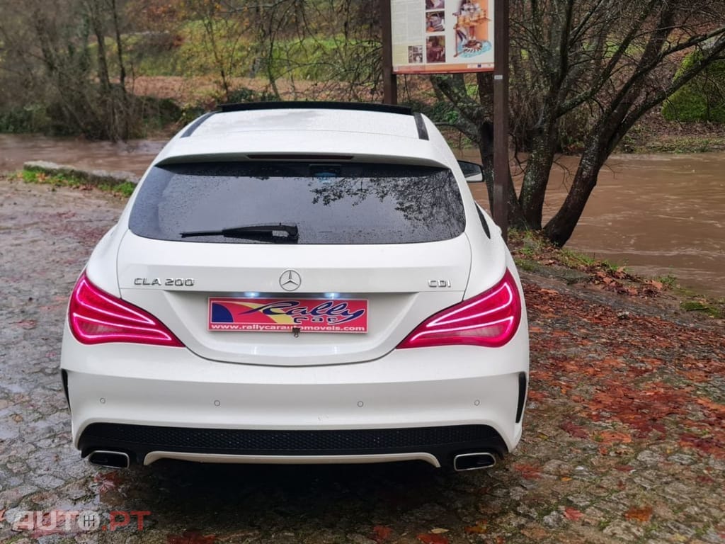 Mercedes-Benz CLA 200 d Shooting Brake AMG Line Aut.