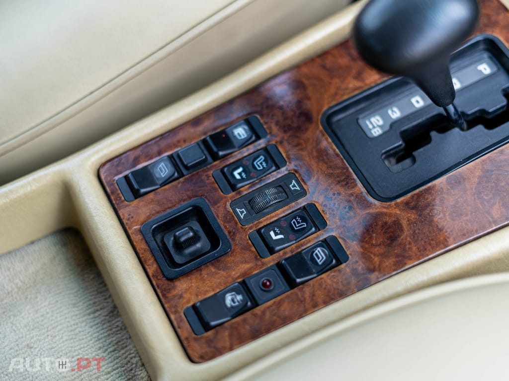Mercedes-Benz 500 500 SEC W126 V8 231cv Auto