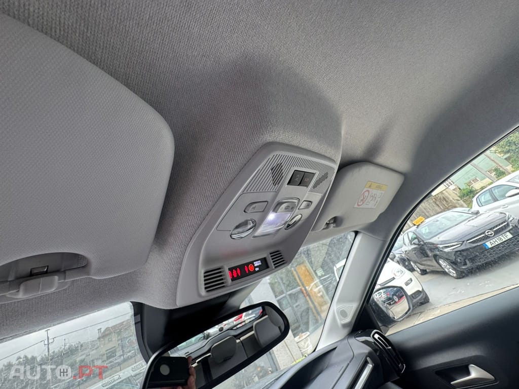 Citroen e-C3 44 kWh Autonomia Conforto Business