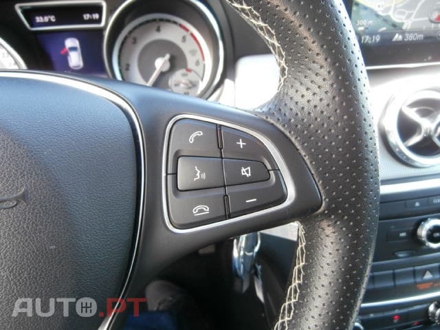 Mercedes-Benz GLA 180 CDi Style