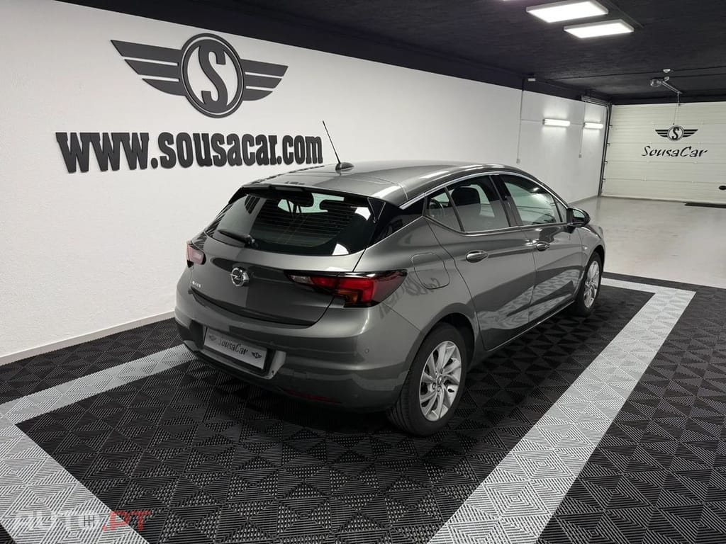 Opel Astra 1.5 D S&S Elegance