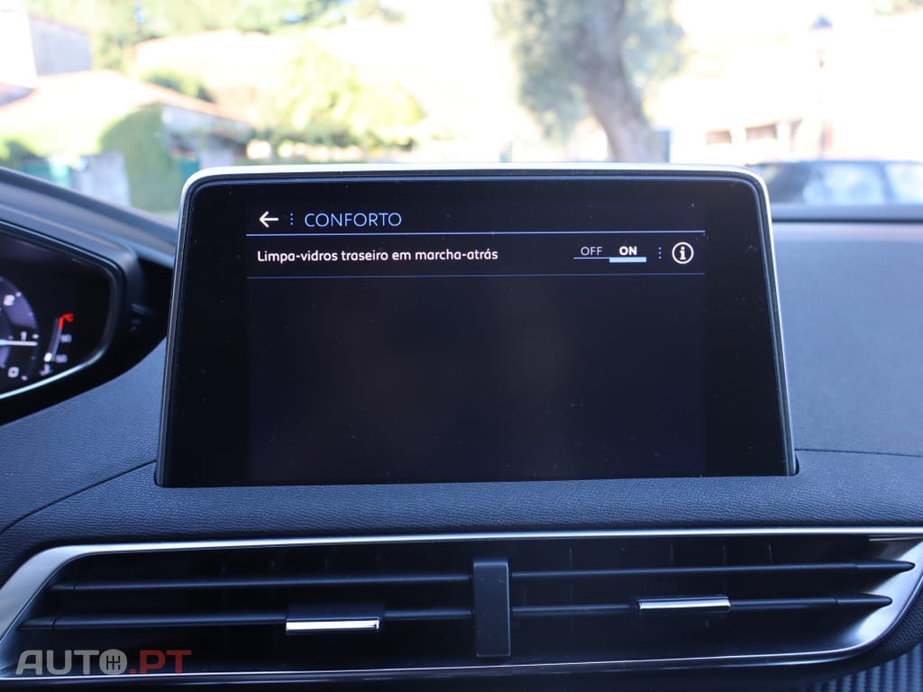 Peugeot 3008 1.5 BlueHDi Allure EAT8