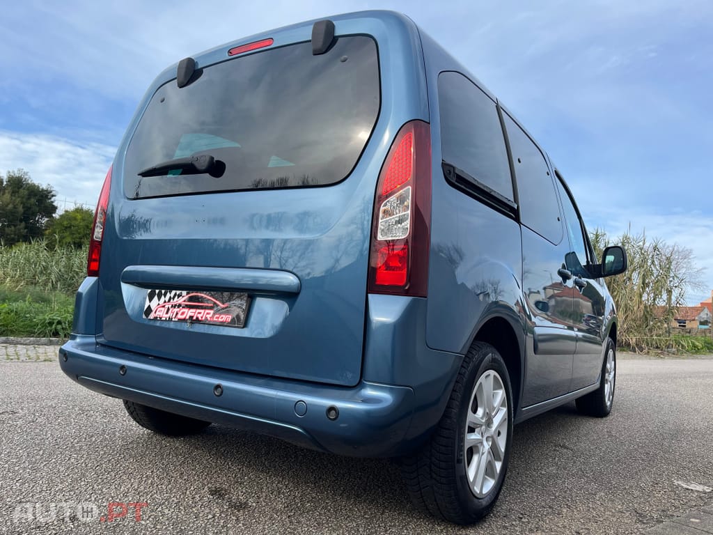 Peugeot E-Partner 50 kWh Premium Standard