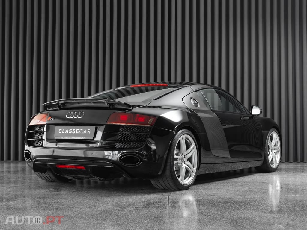 Audi R8 4.2 FSI quattro R tronic