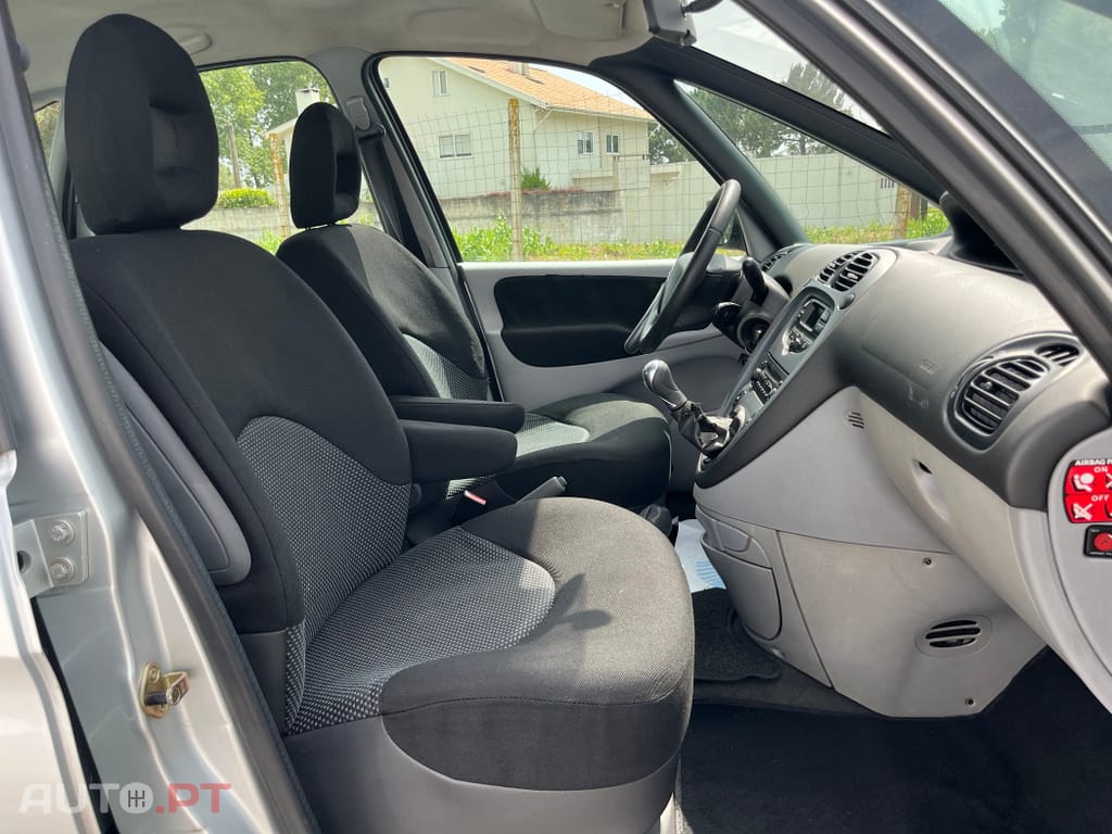 Citroen Xsara Picasso 1.6 HDi Airdream Exclusive
