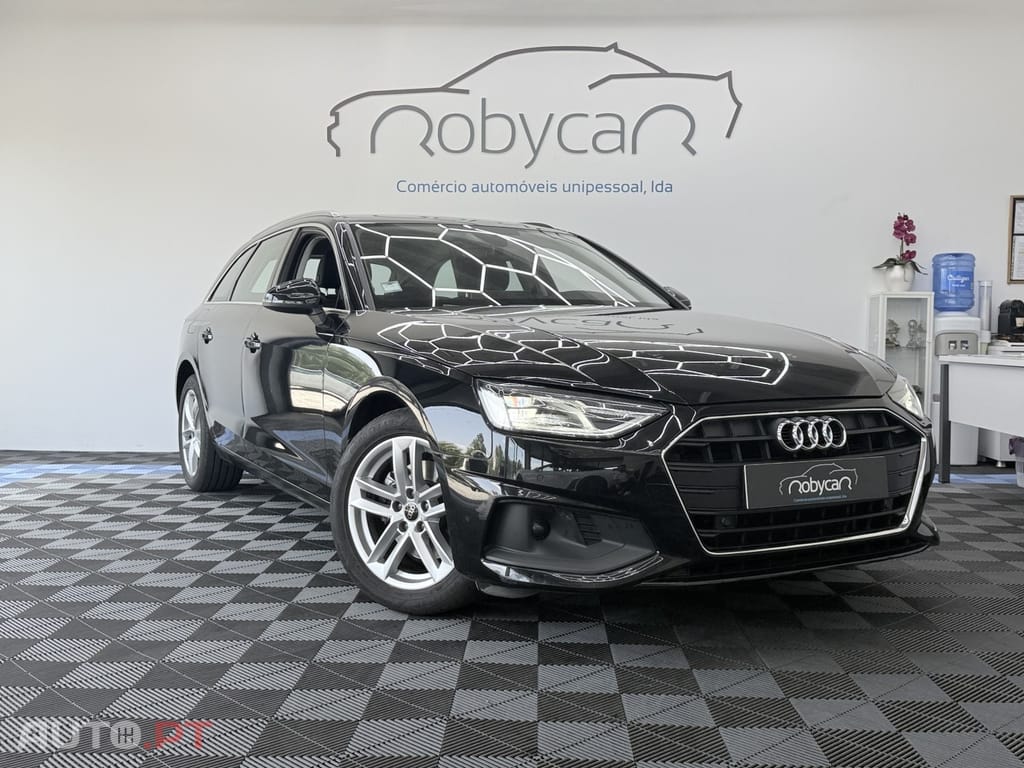 Audi A4 Avant 30 TDI Advanced S tronic — fotografia 9