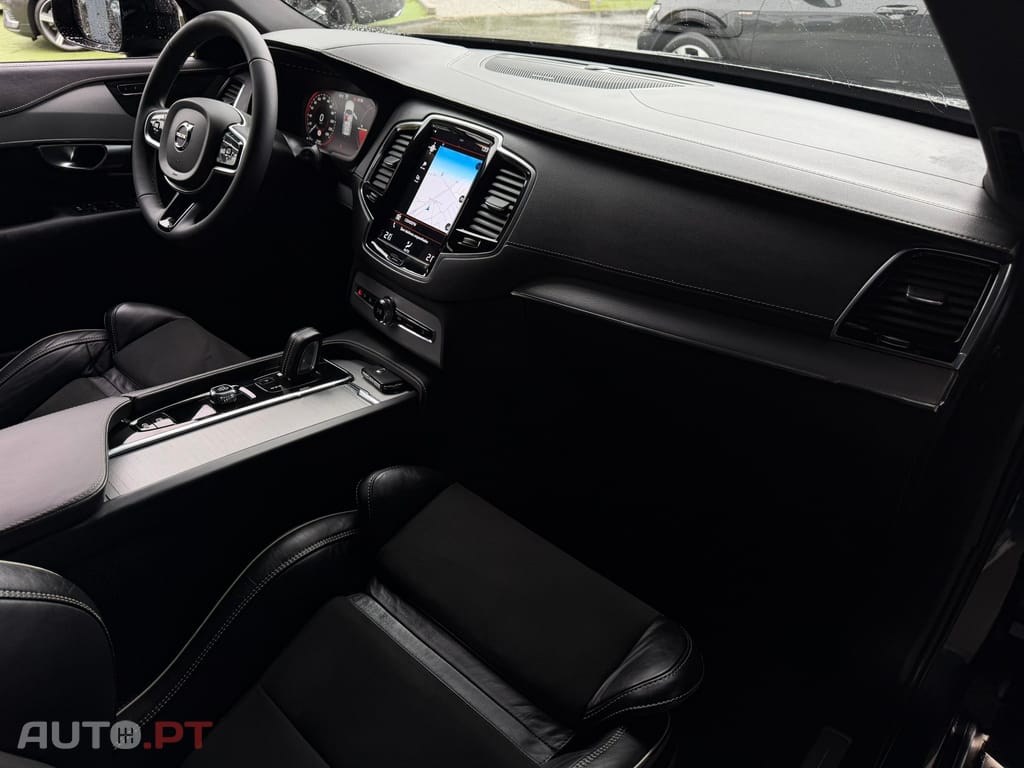 Volvo XC90 2.0 T8 PHEV R-Design AWD