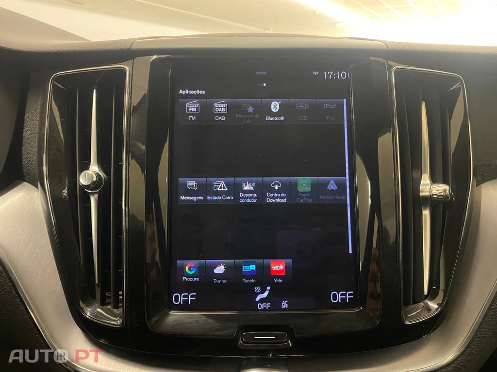 Volvo XC60 2.0 B4 R-Design Geartronic