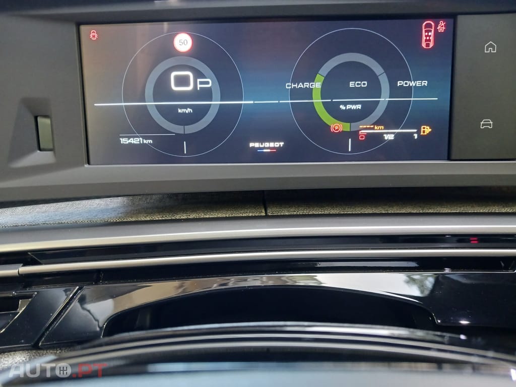 Peugeot 3008 1.2 Hybrid Allure Pack e-DCS6