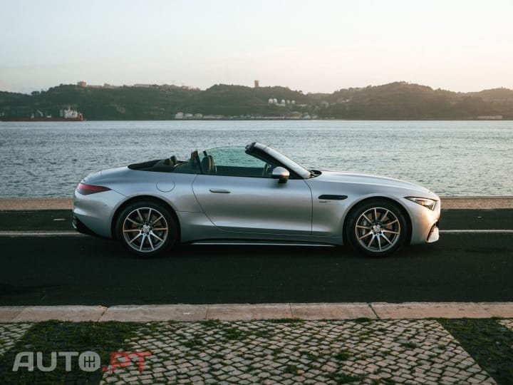 Mercedes-Benz SL 43 AMG Standard